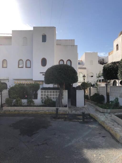 Bungalow In Moorse Stijl El Campello Exterior foto